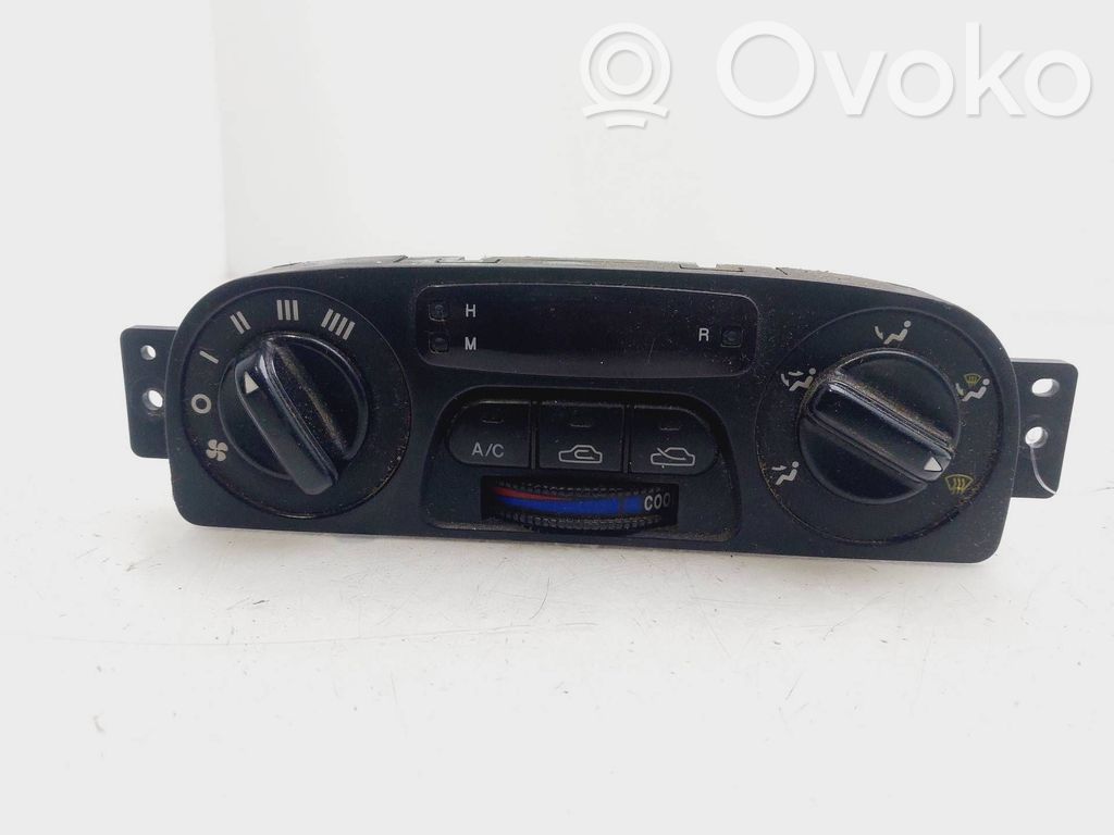 KIA Clarus Climate control unit 