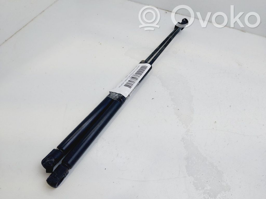 Opel Corsa B Vérin de capot arrière 