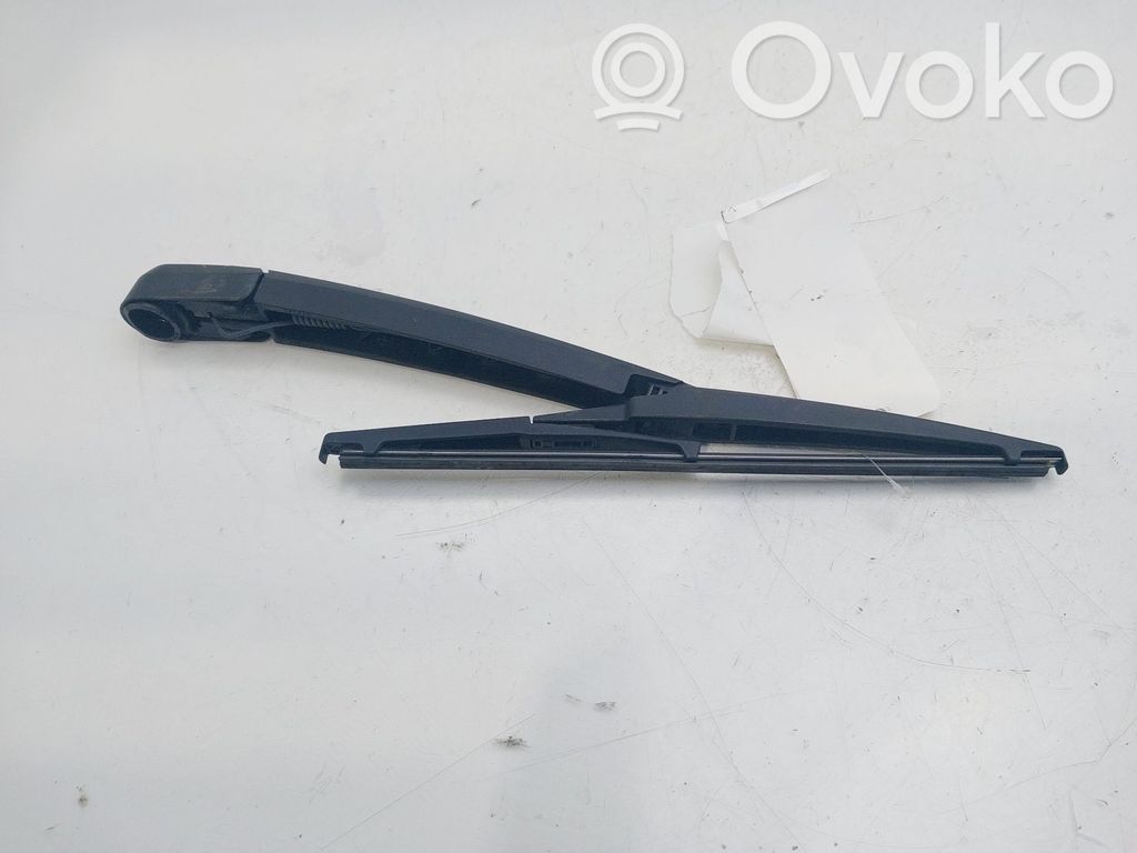 Toyota Corolla Verso AR10 Takalasinpyyhkimen sulan varsi