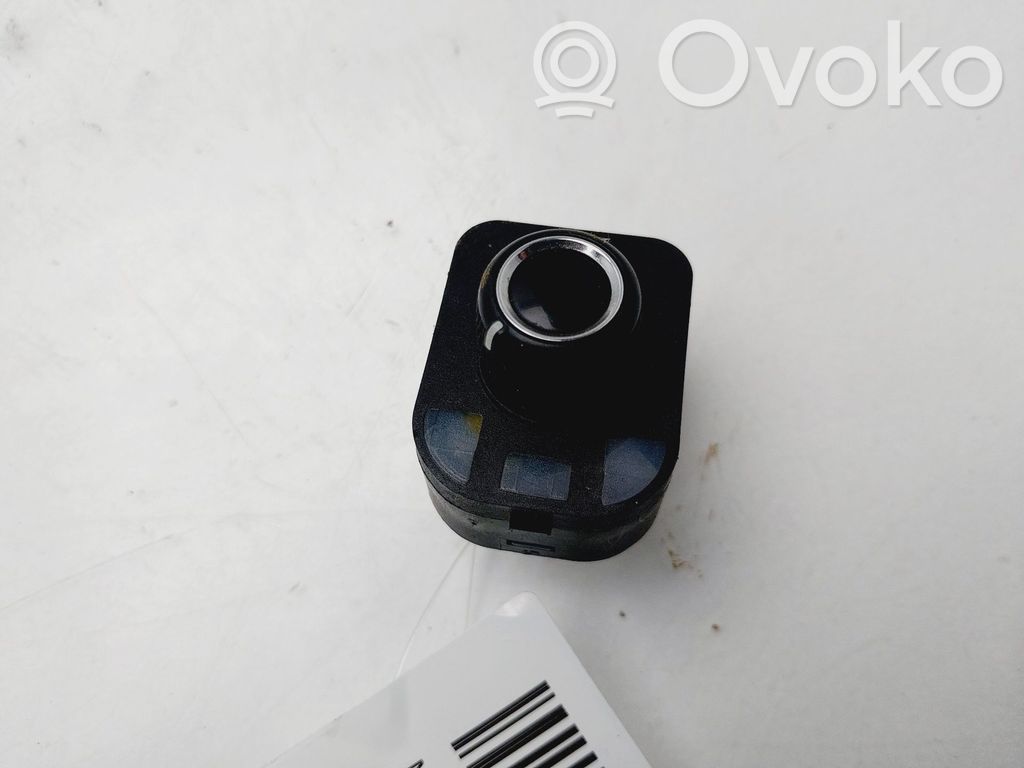 Sivupeilin kytkin   8K0959565B