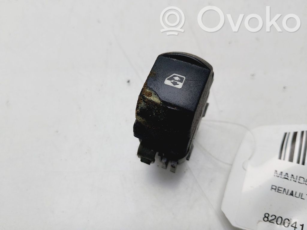 Renault Megane II Electric window control switch 