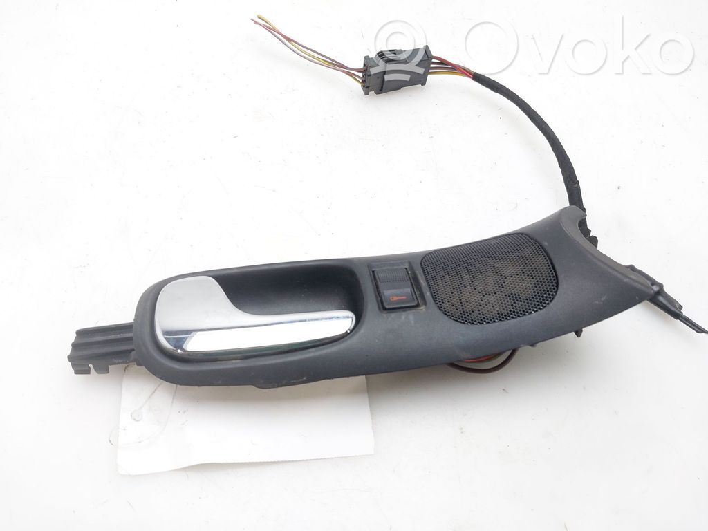 Audi A4 S4 B5 8D Manecilla interna puerta delantera 