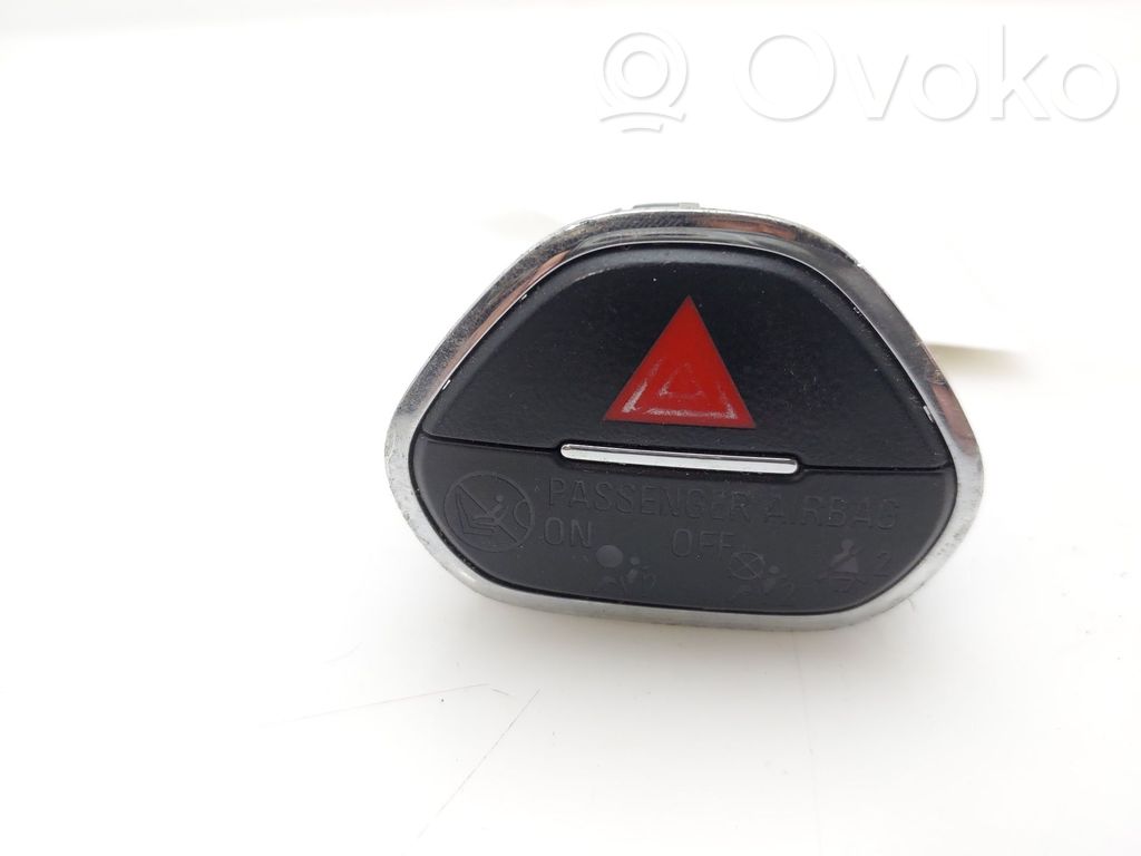 Opel Corsa E Avārijas lukturu slēdzis 