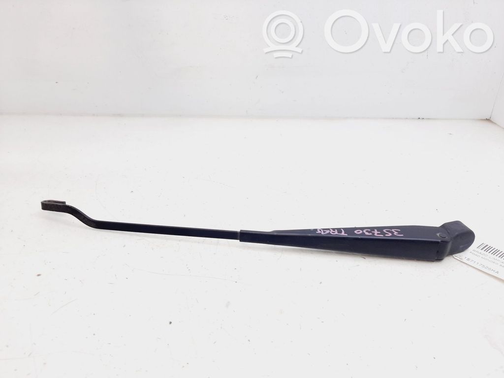 Ford Mondeo Mk III Ramię wycieraczki szyby tylnej 