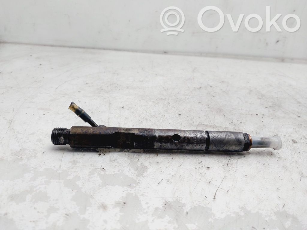 KIA Carnival Inyector de combustible 