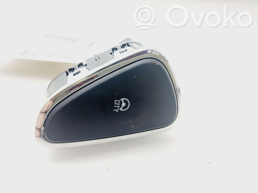 Opel Corsa E Otros interruptores/perillas/selectores 