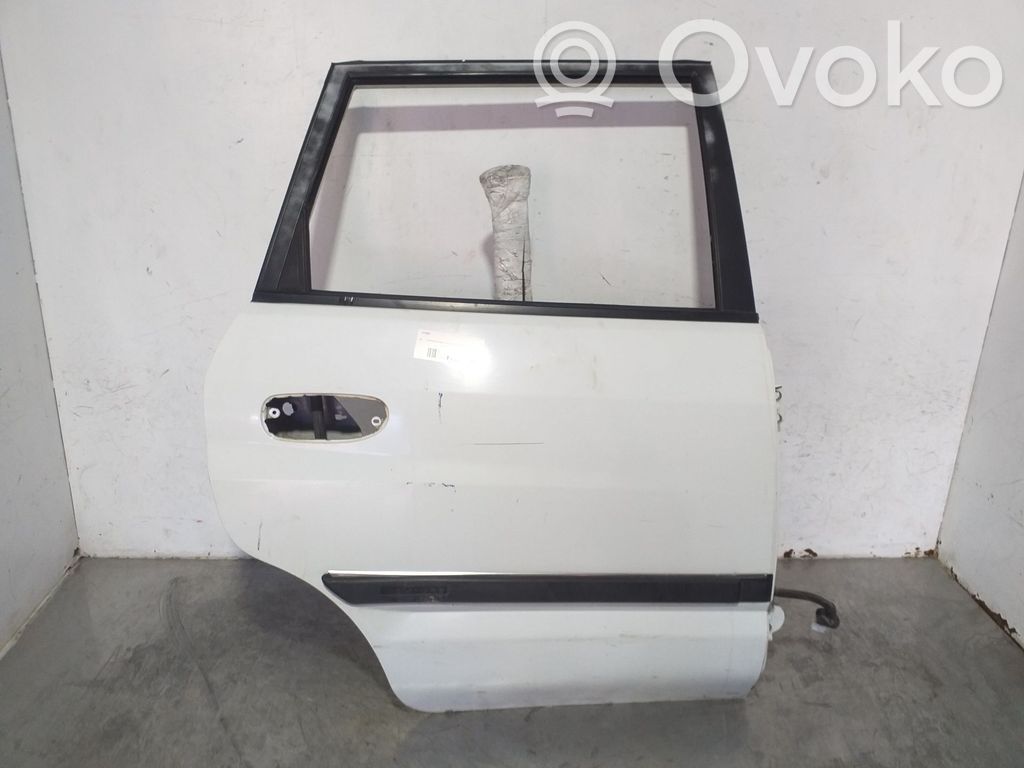 Mitsubishi Space Star Puerta trasera 