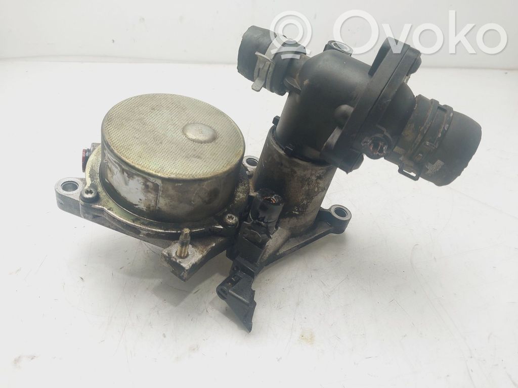 Jaguar X-Type Pompă vacuum 