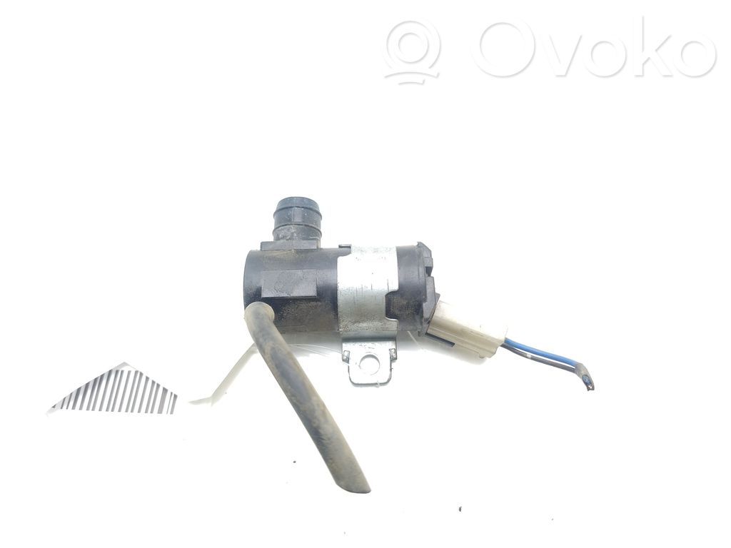 Mitsubishi Montero Windscreen/windshield washer pump 