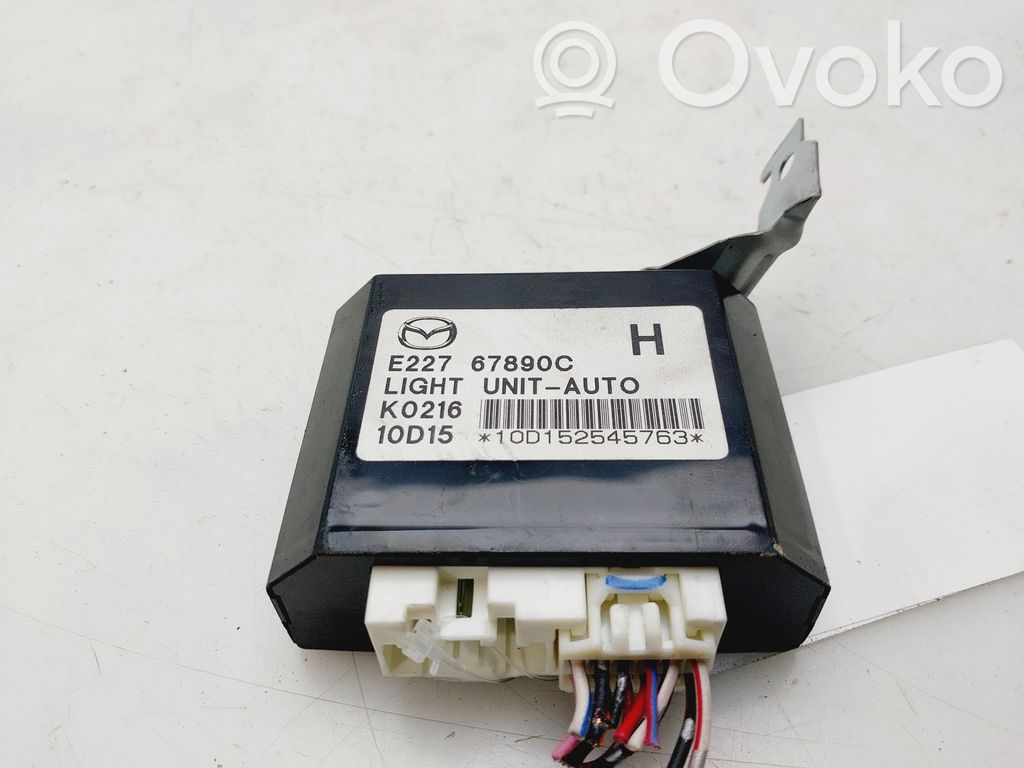 Muut ohjainlaitteet/moduulit   E22767890C