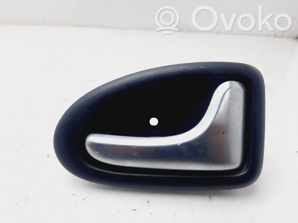 Renault Clio II Manecilla interna puerta trasera 