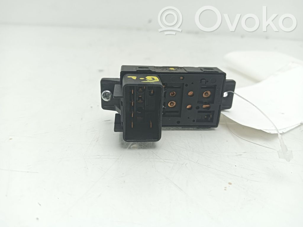 Opel Antara Interruptor del elevalunas eléctrico 