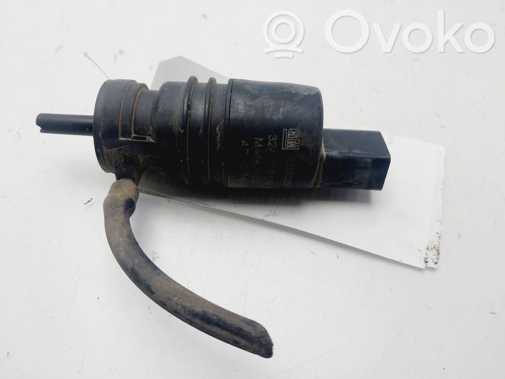 Chevrolet Cruze Windscreen/windshield washer pump 