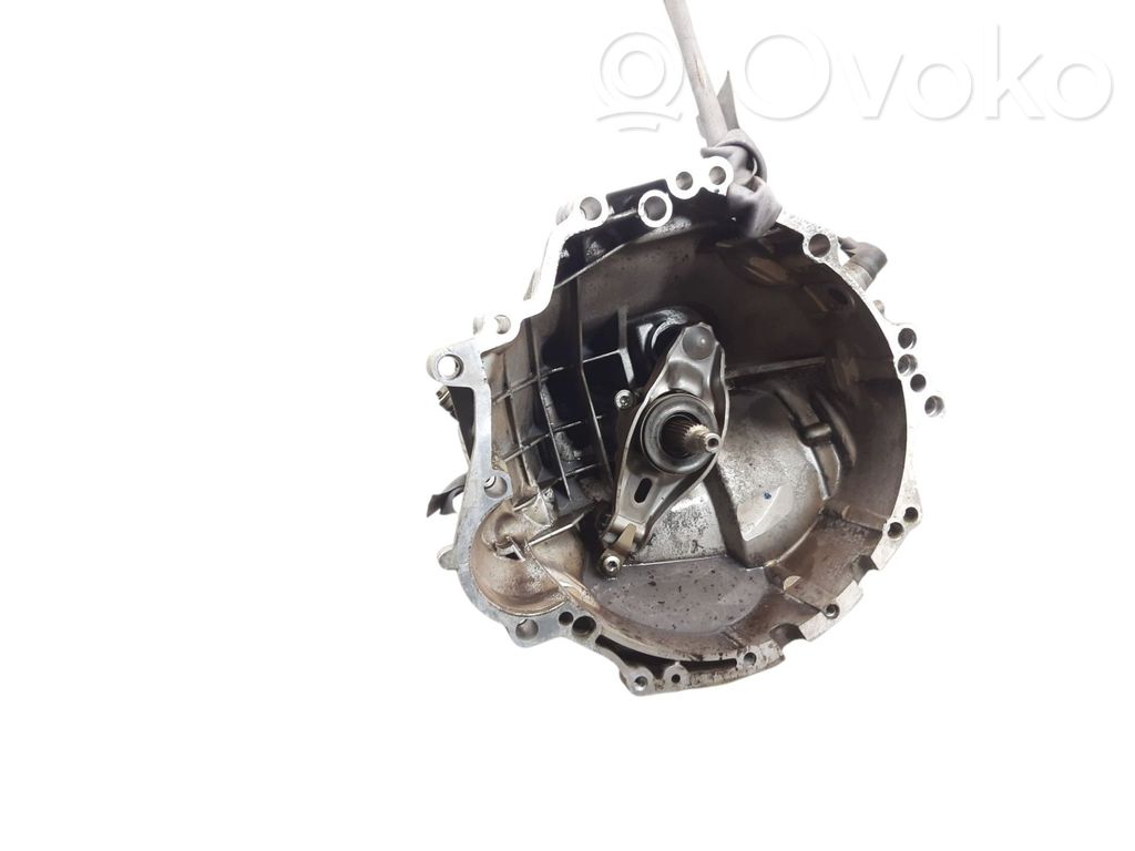 Audi A4 S4 B6 8E 8H Manualna 5-biegowa skrzynia biegów 