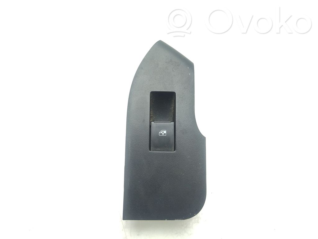 Chevrolet Captiva Electric window control switch 