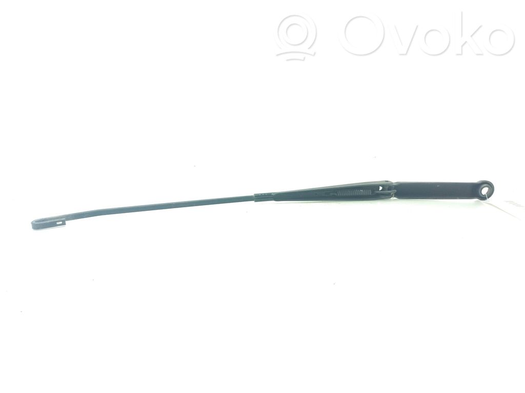 BMW X3 E83 Front wiper blade arm 