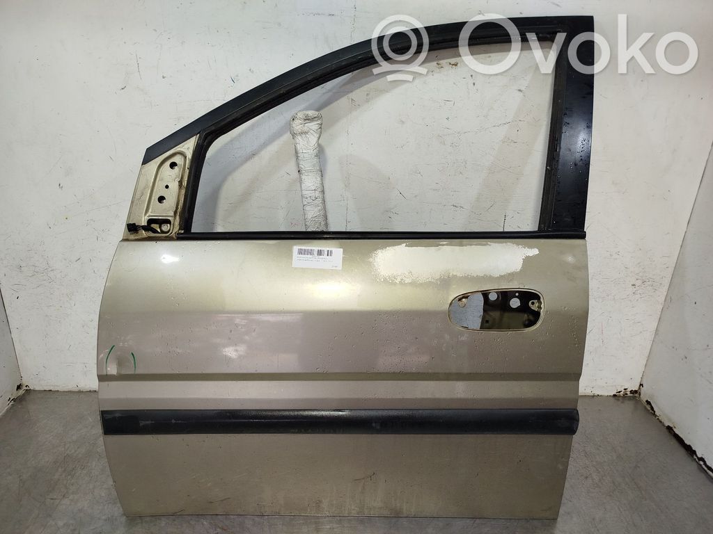 Hyundai Matrix Puerta delantera 