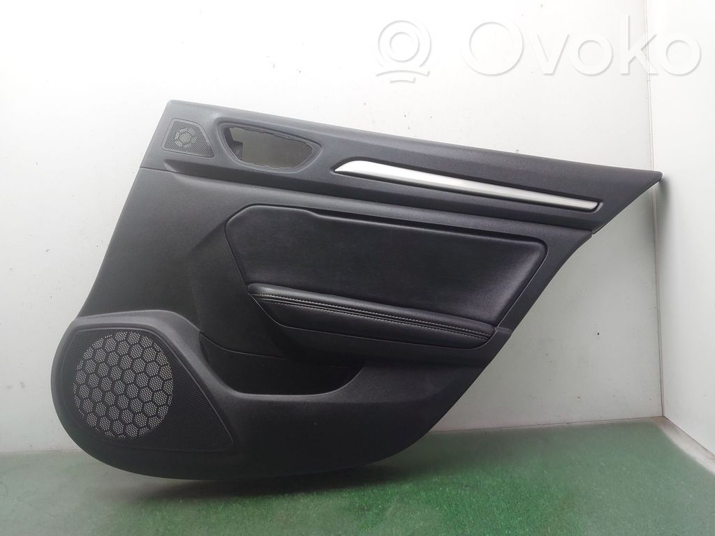 Renault Megane IV Boczki / Poszycie drzwi tylnych 