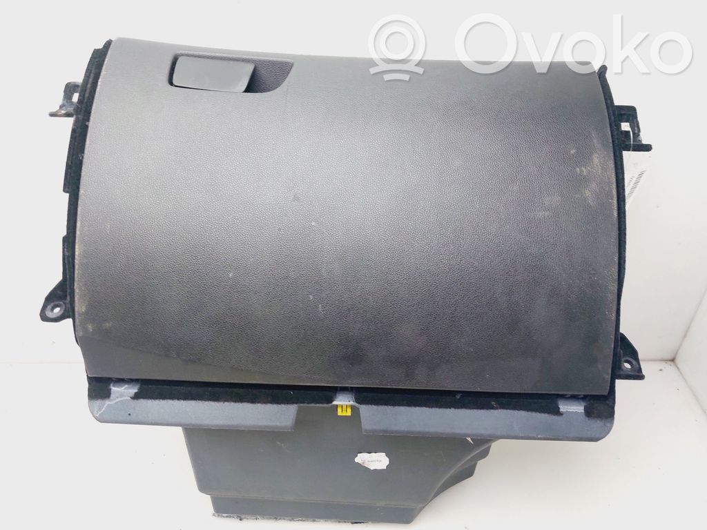 Guantera   685000238R