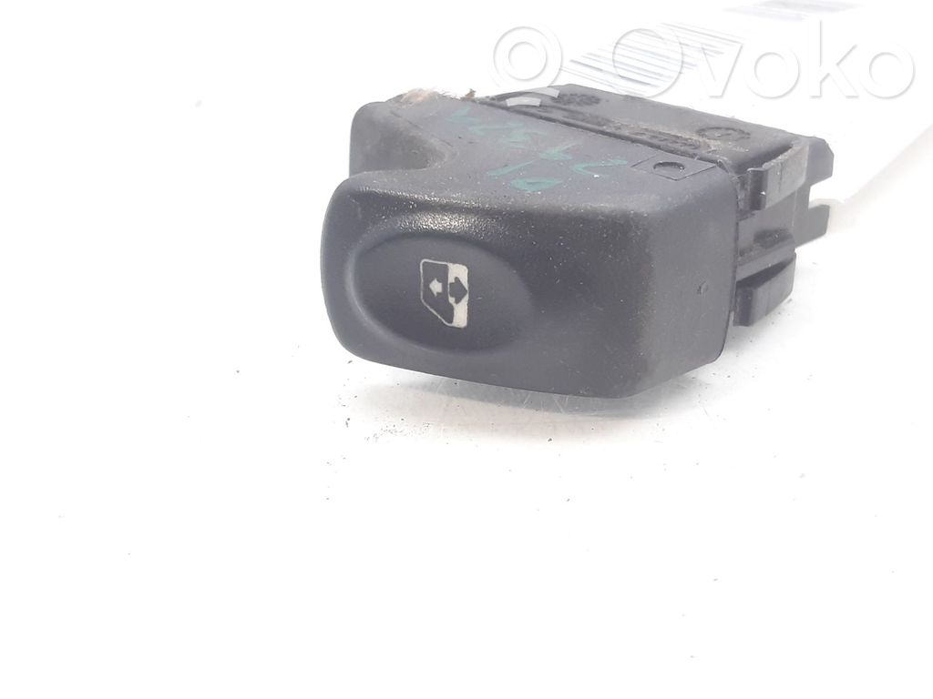 Renault Clio II Electric window control switch 