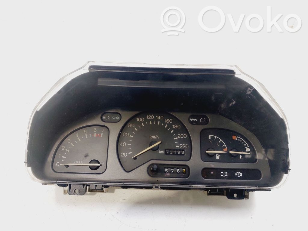 Ford Fiesta Geschwindigkeitsmesser Cockpit 