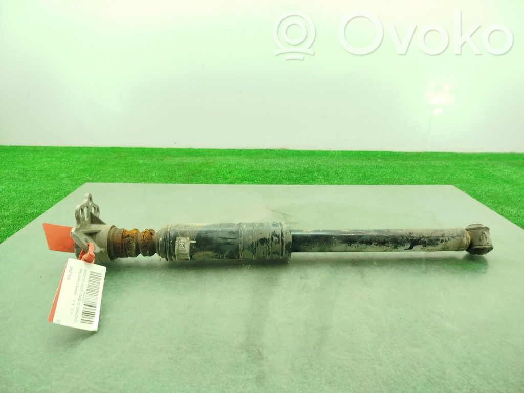 Opel Corsa D Takaiskunvaimennin 