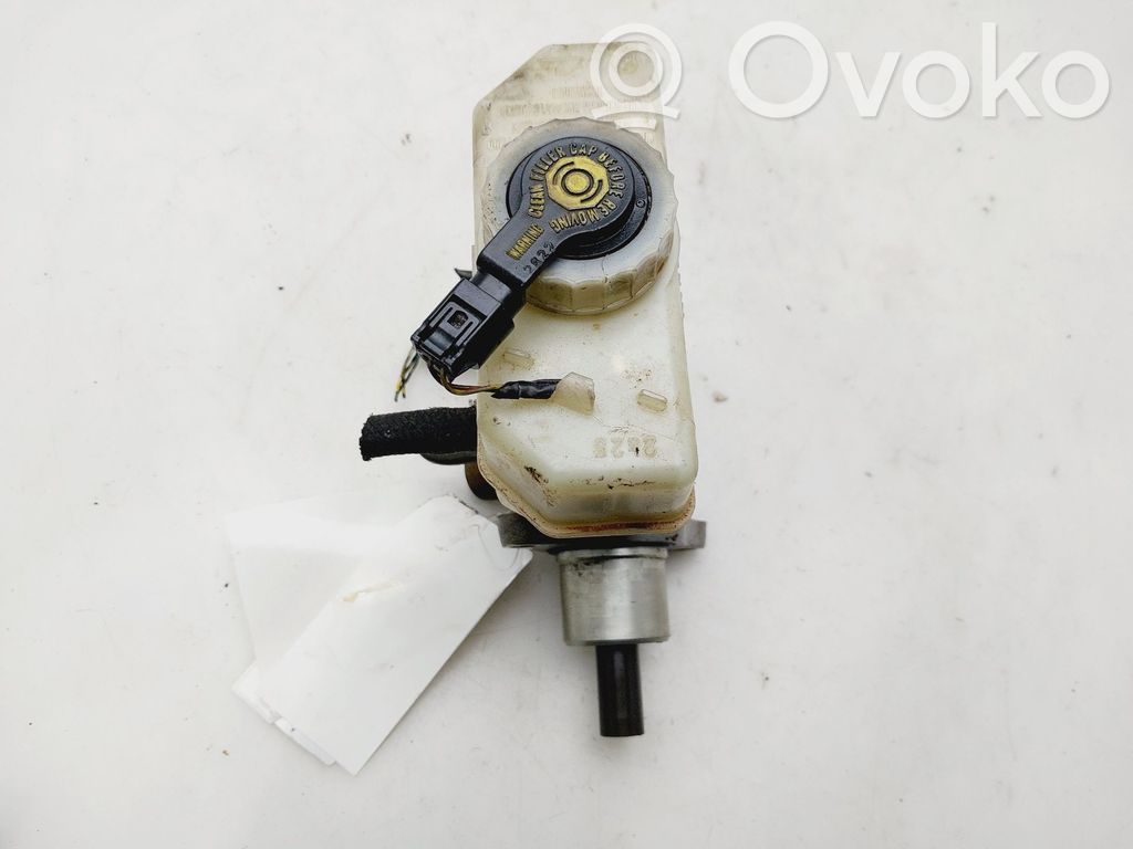 BMW 3 E46 Master brake cylinder 