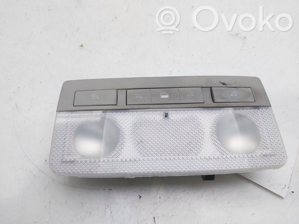 Opel Astra J Éclairage lumière plafonnier avant 