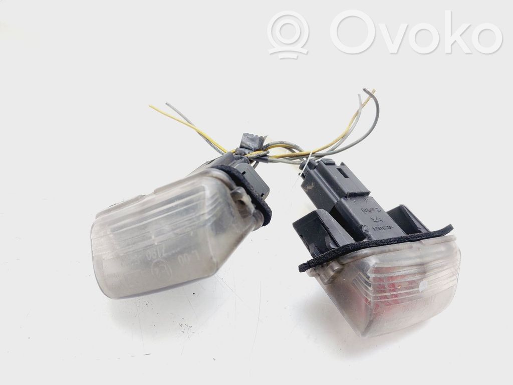 Lampa oświetlenia tylnej tablicy rejestracyjnej   955739