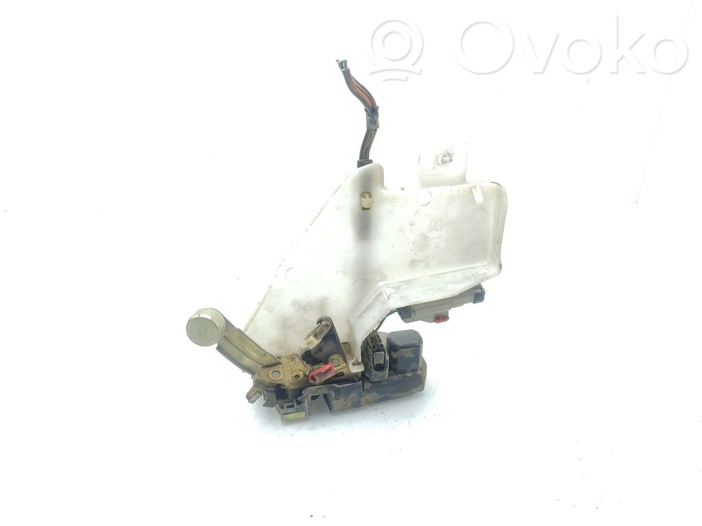 Jeep Cherokee KJ Zamek drzwi przednich 