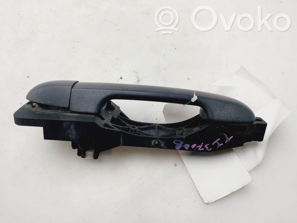 KIA Ceed Manecilla externa puerta trasera 