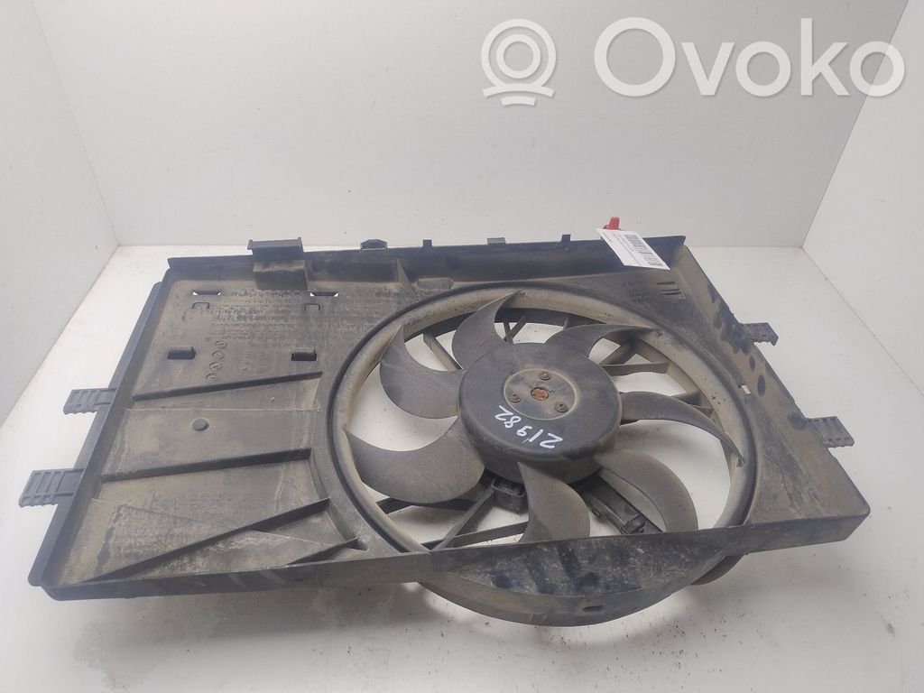 Mercedes-Benz Vaneo W414 Ventilator electric răcire radiator 