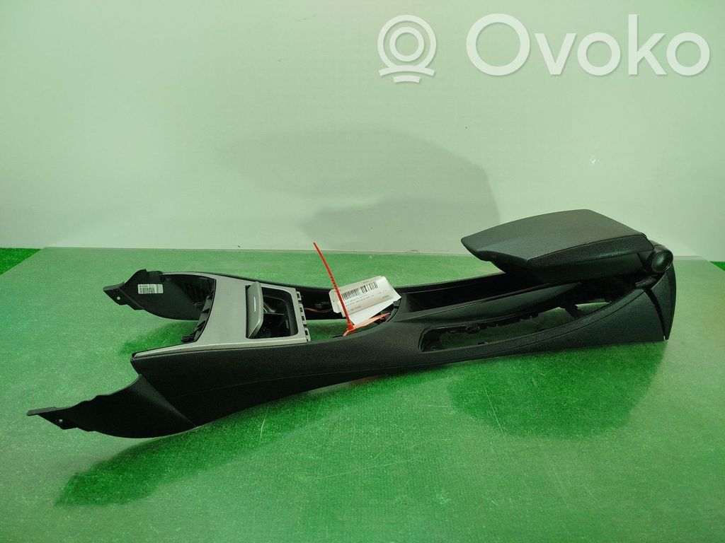 BMW 1 E81 E87 Armrest 