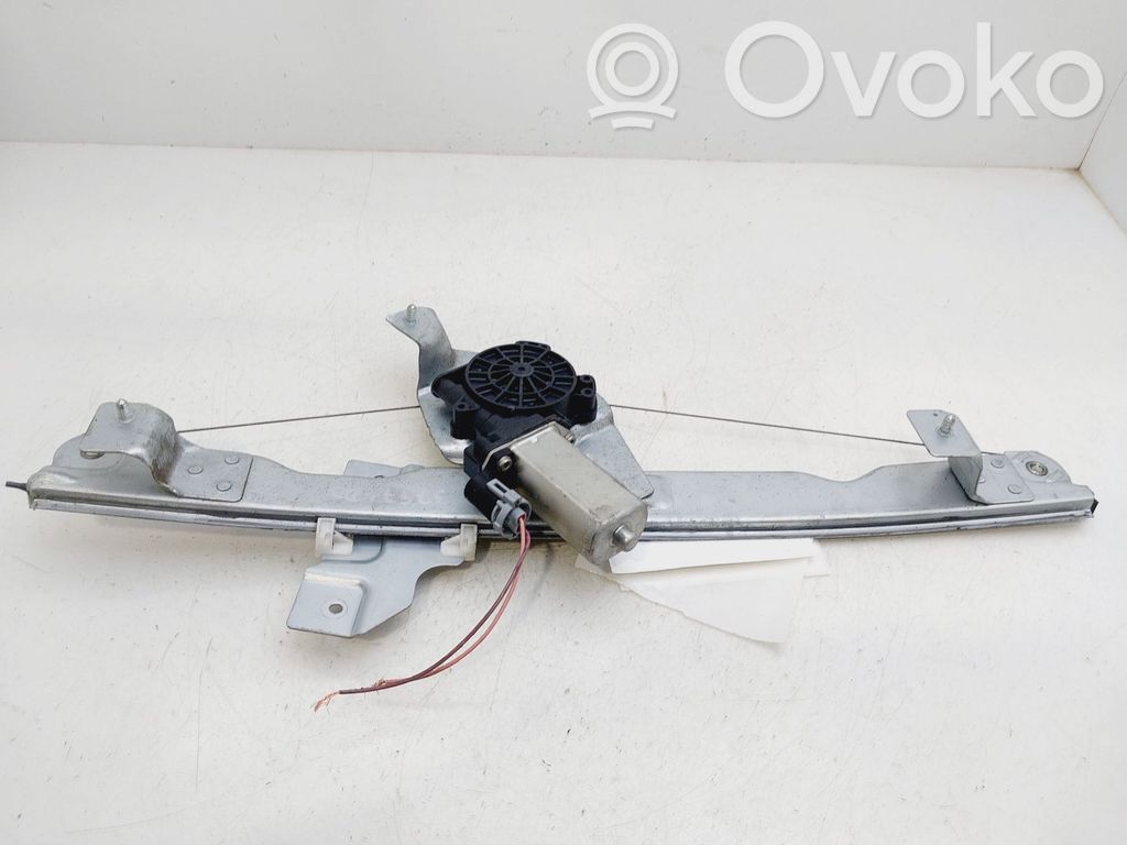 Regulador de puerta delantera con motor   8200733825