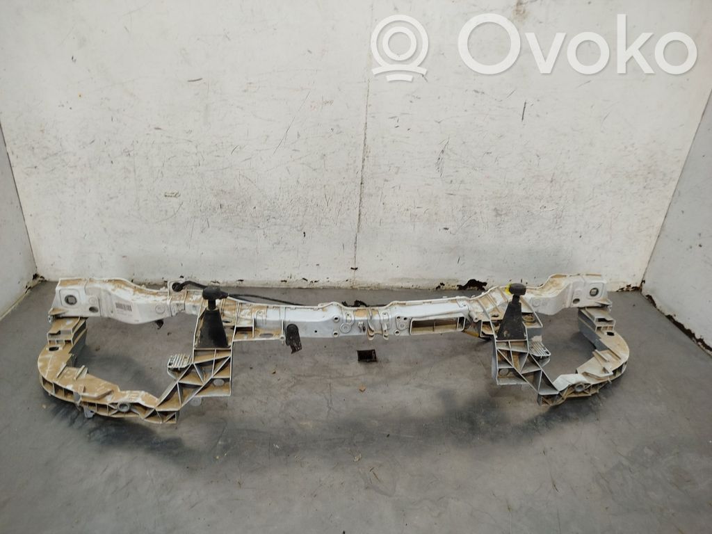 Ford Kuga II Jäähdyttimen kehyksen suojapaneeli 