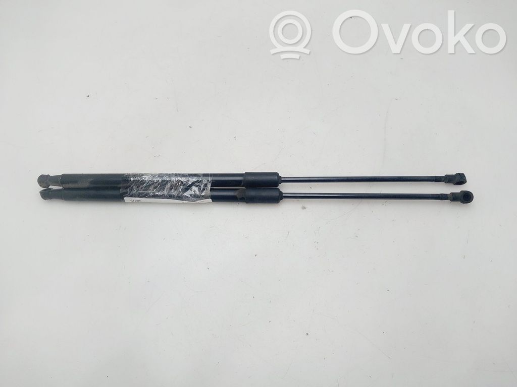 Renault Megane IV Vérin de capot arrière