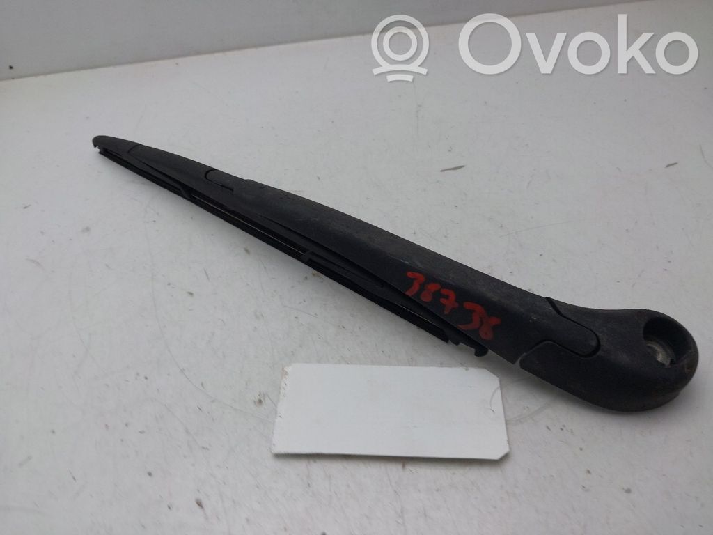 Renault Clio III Takalasinpyyhkimen sulan varsi 