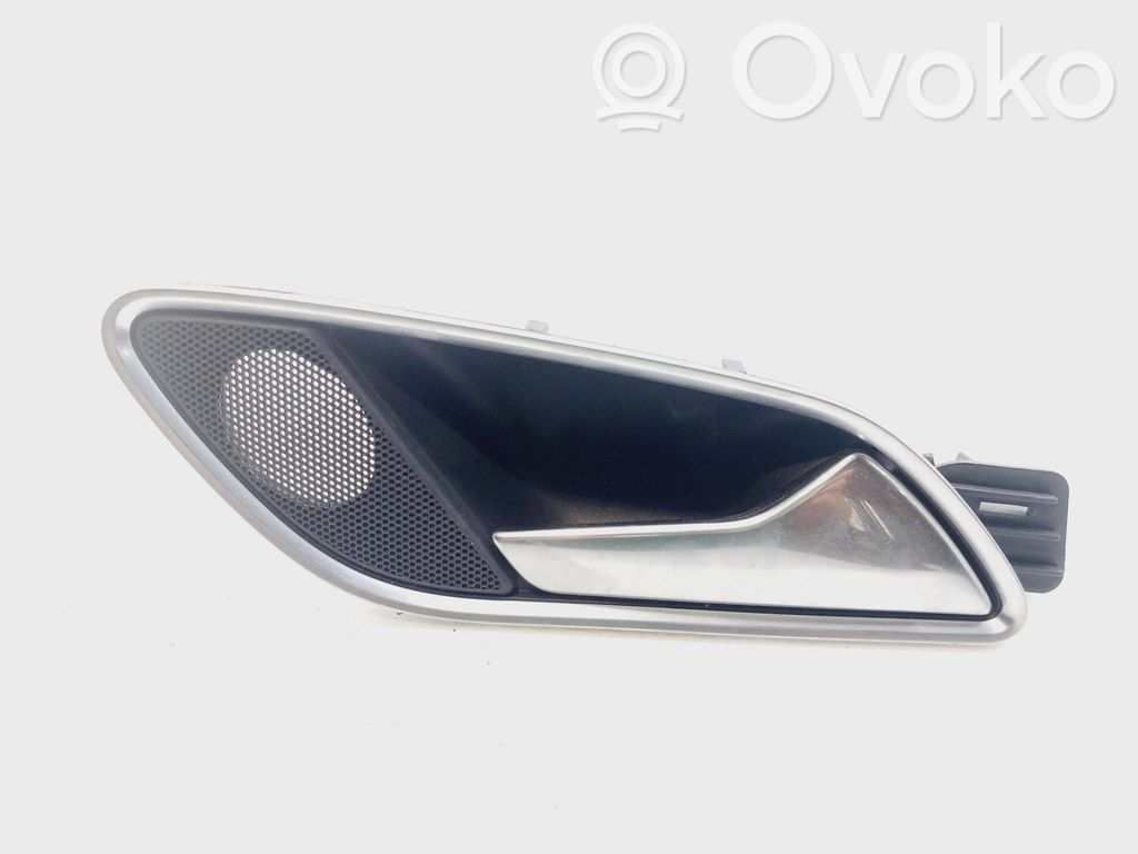 Audi Q3 8U Poignée intérieure de porte arrière