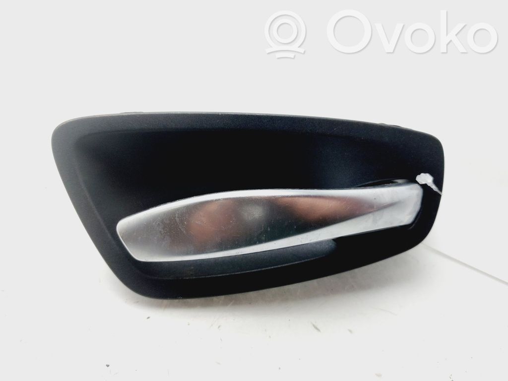 Manecilla interna puerta trasera   6962102