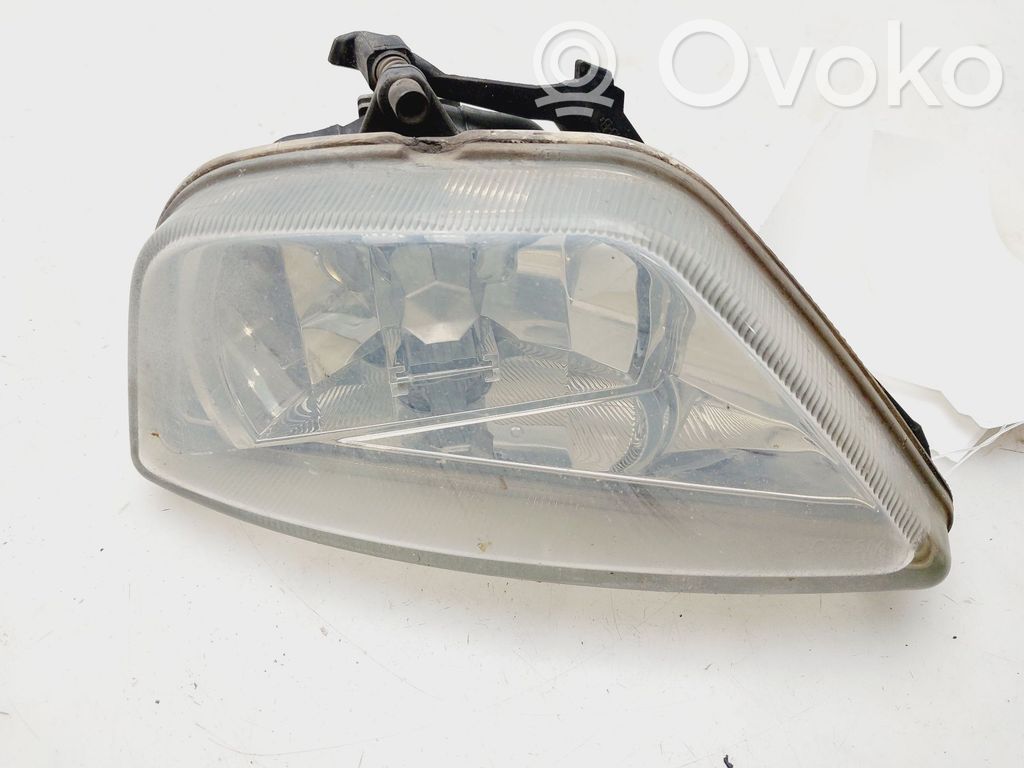 Ford Focus Miglas lukturis priekšā 
