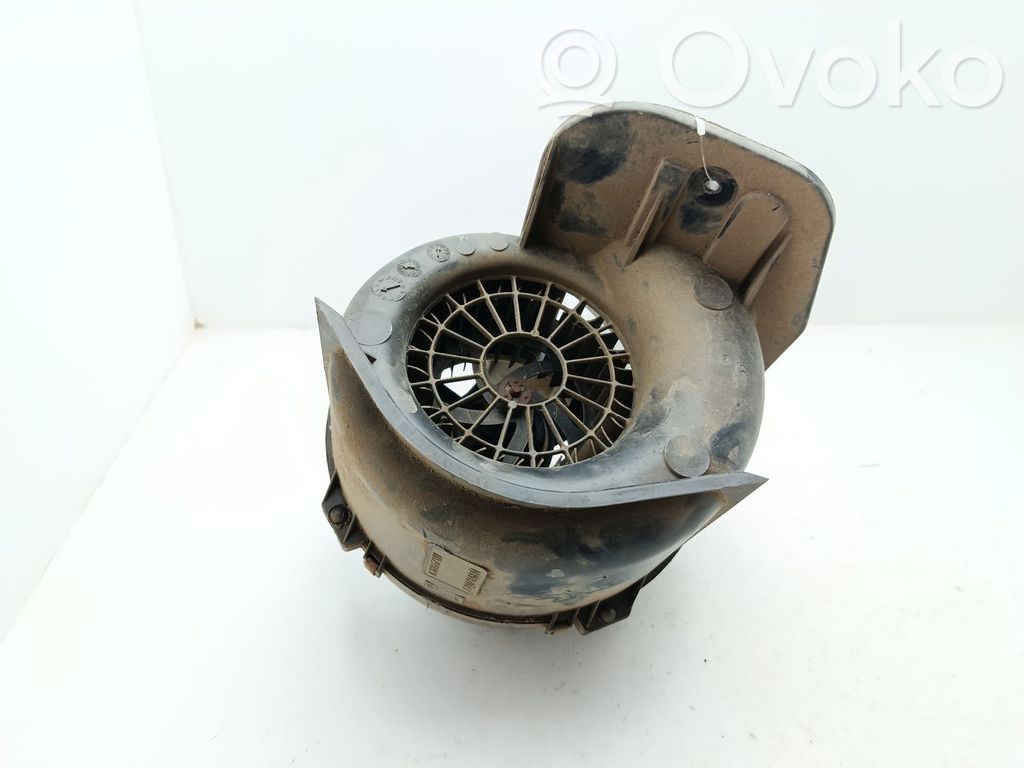 Renault 19 Lämmittimen puhallin 