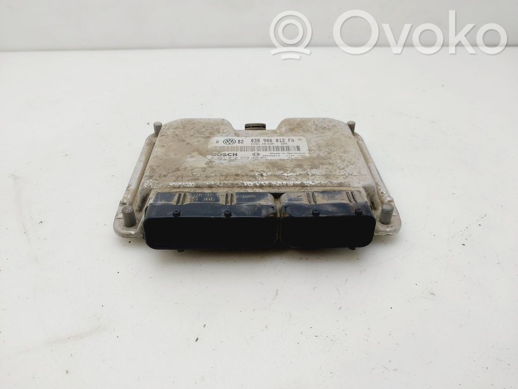 Volkswagen Golf IV Engine control unit/module 