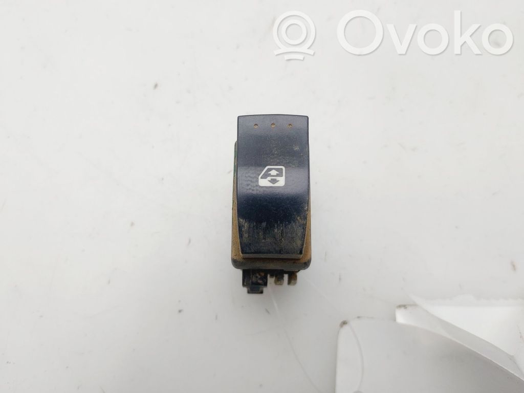 Renault Clio II Interruptor del elevalunas eléctrico 