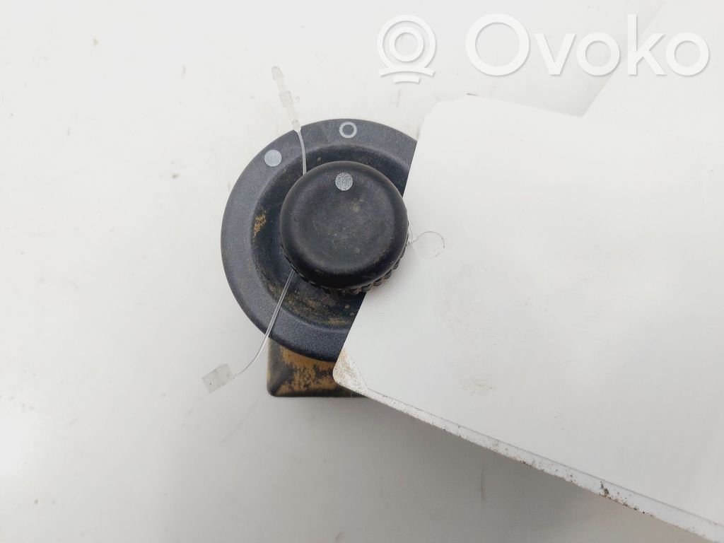 Renault Clio II Wing mirror switch 