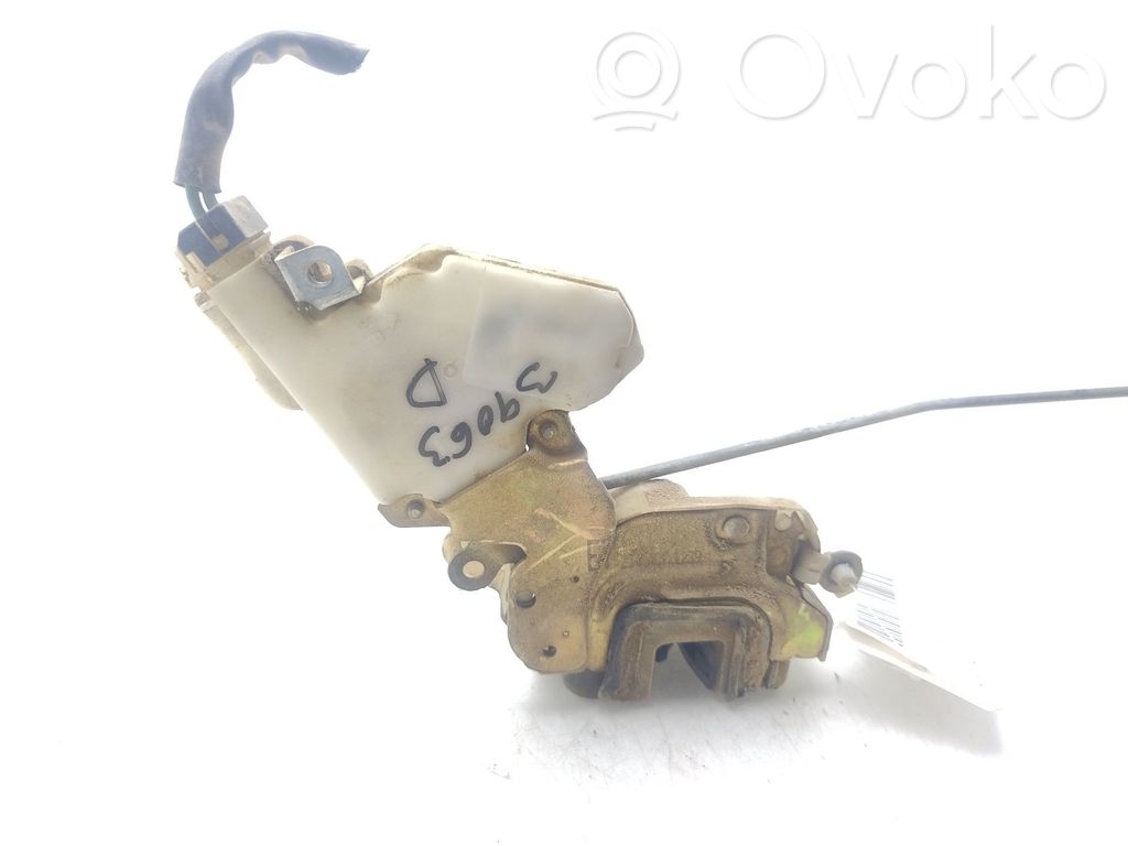 Nissan Terrano Front door lock 