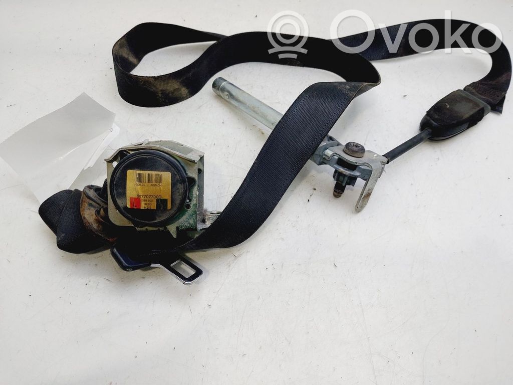 Opel Corsa D Cinturón delantero 