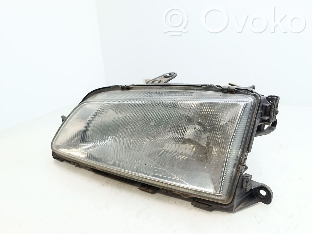 Peugeot 306 Lampa przednia 