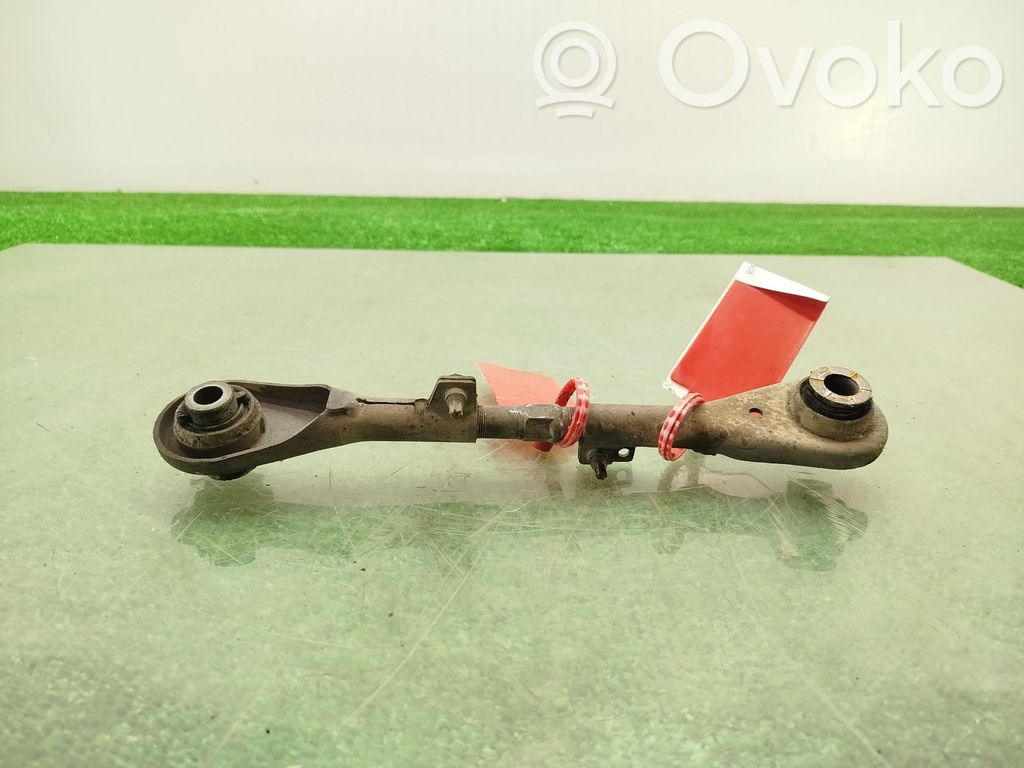 Peugeot 407 Brazo de suspensión trasero 