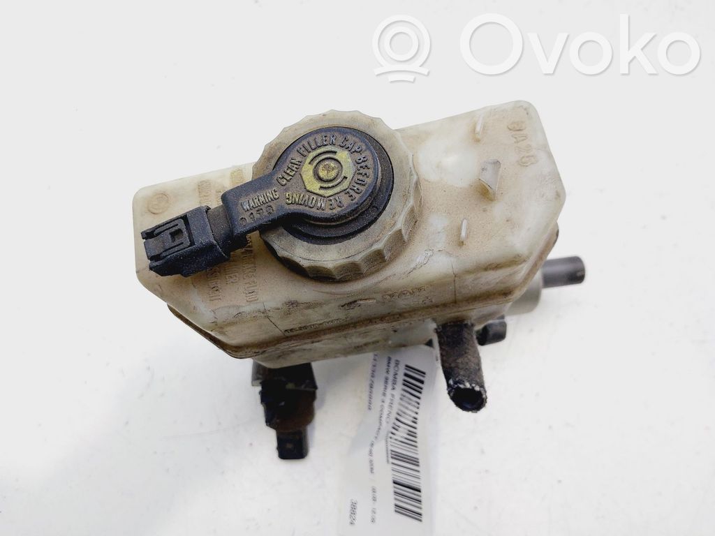 BMW 3 E46 Master brake cylinder 