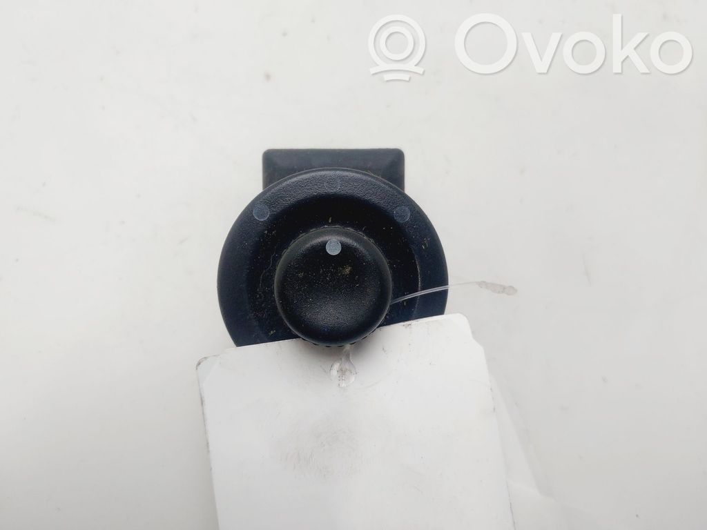 Renault Clio III Interruptor del espejo lateral 
